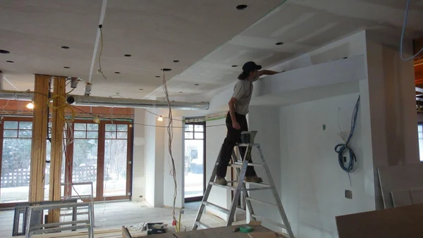 Капитальное строительство и капитальный ремонт жилых и нежилых помещений